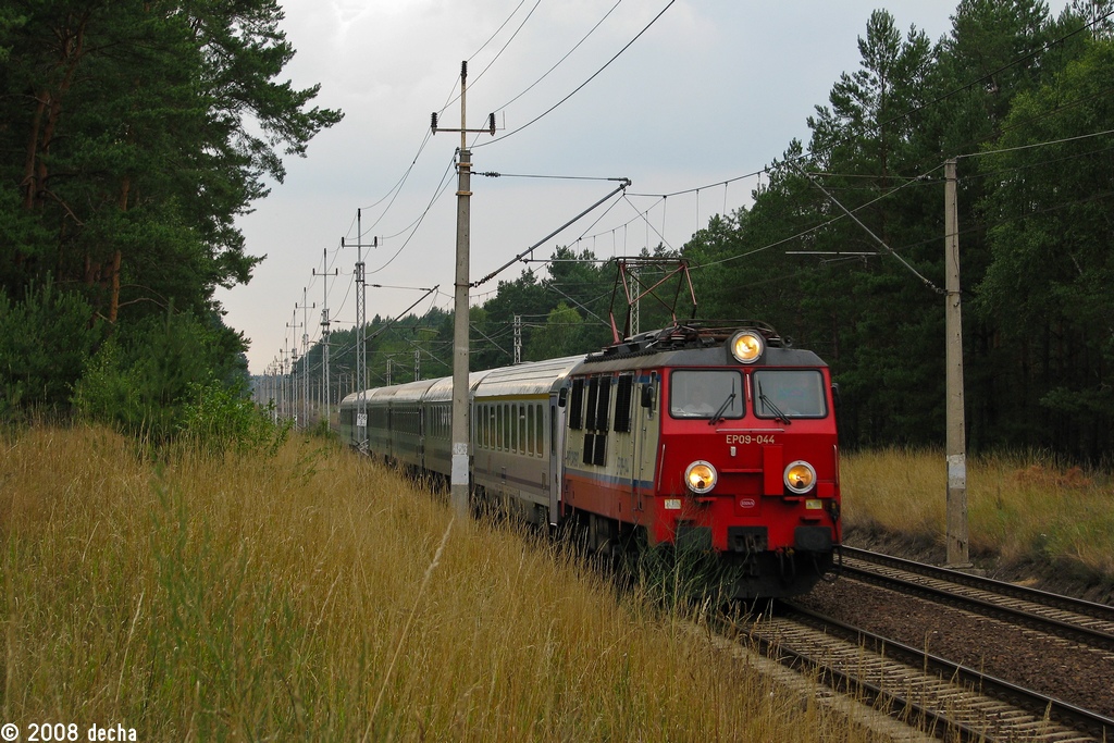EP09-044