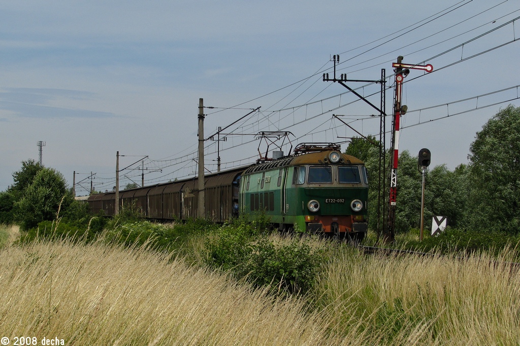 ET22-092