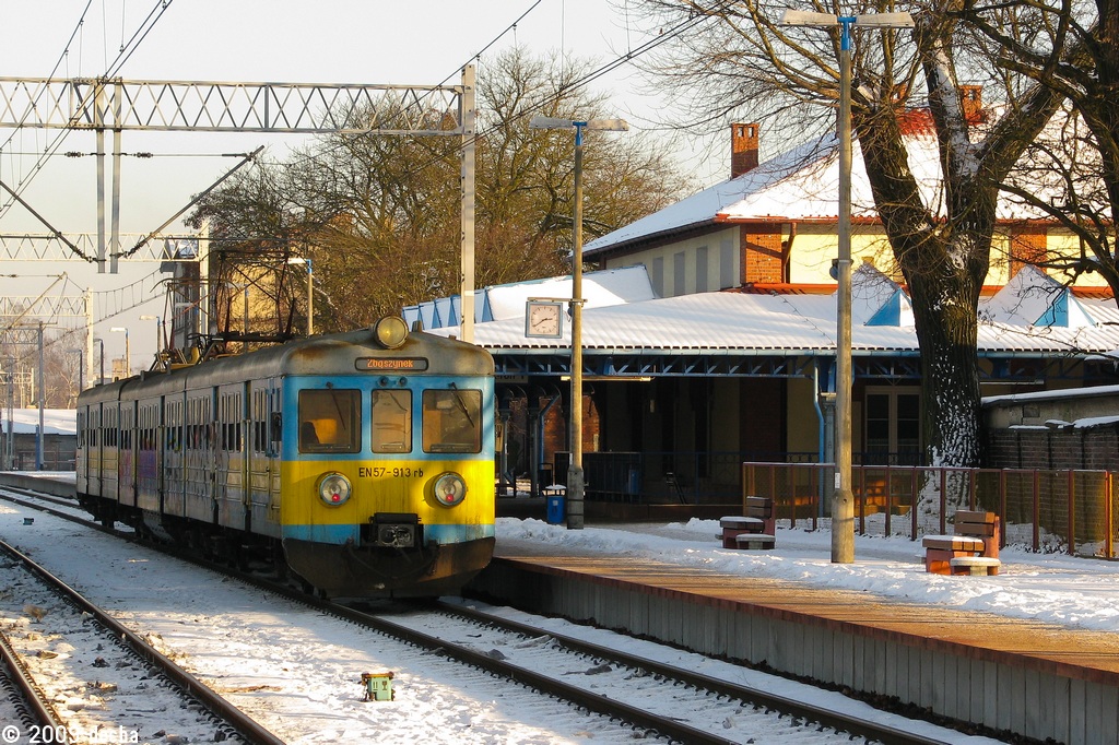 EN57-913
