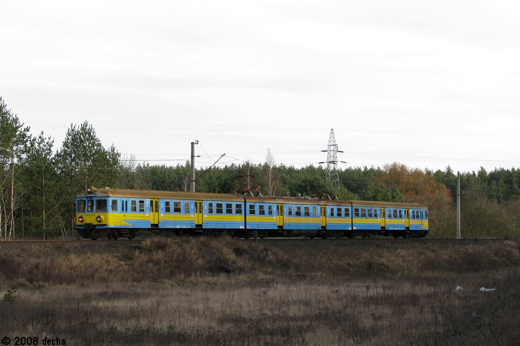 EN57-977