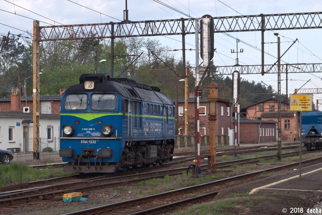 ST44-1232