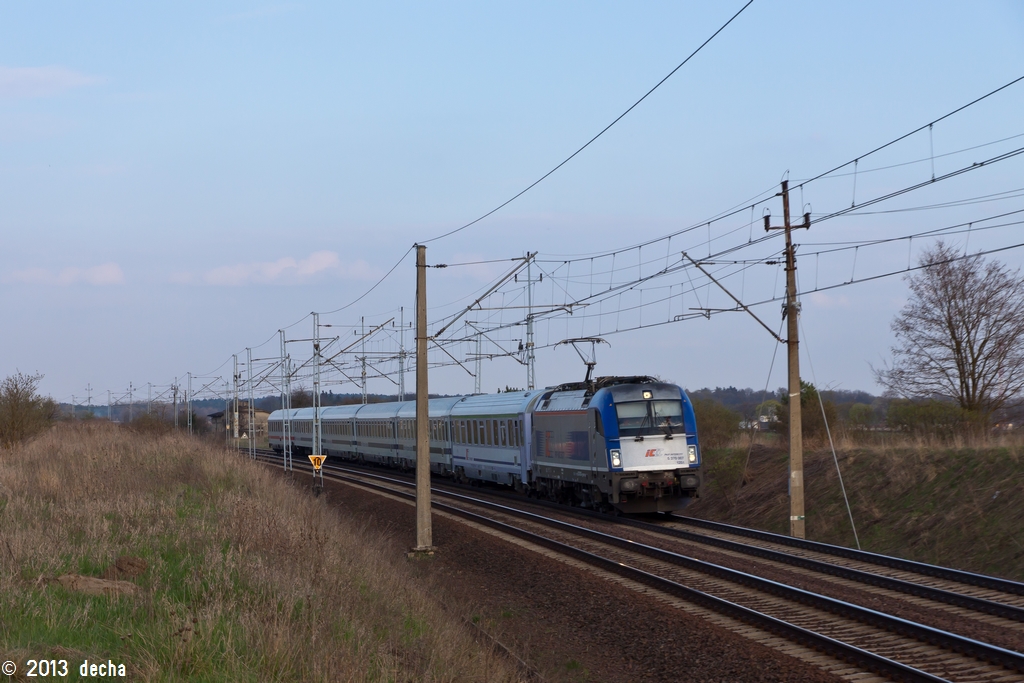 5 370 007