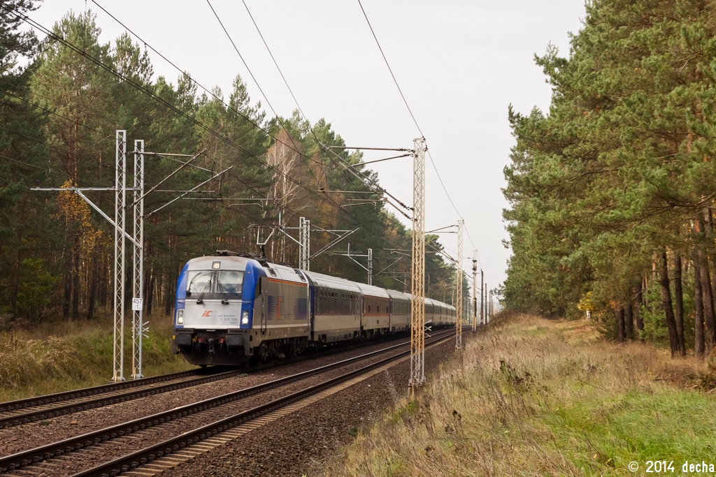 5 370 009