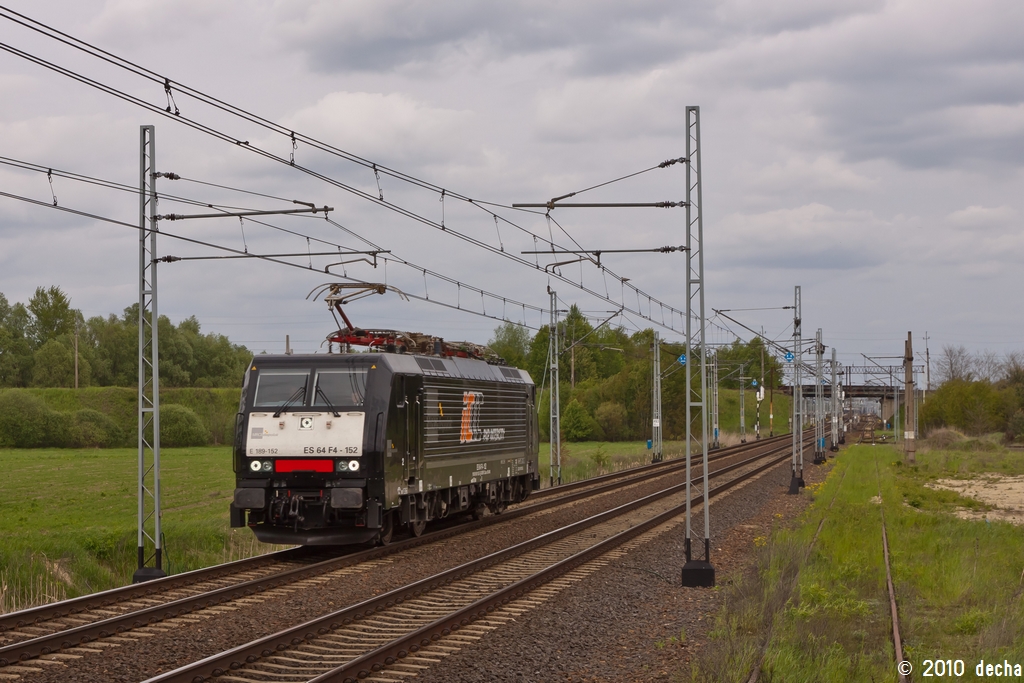 E189 152
