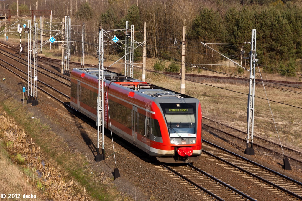 646 028