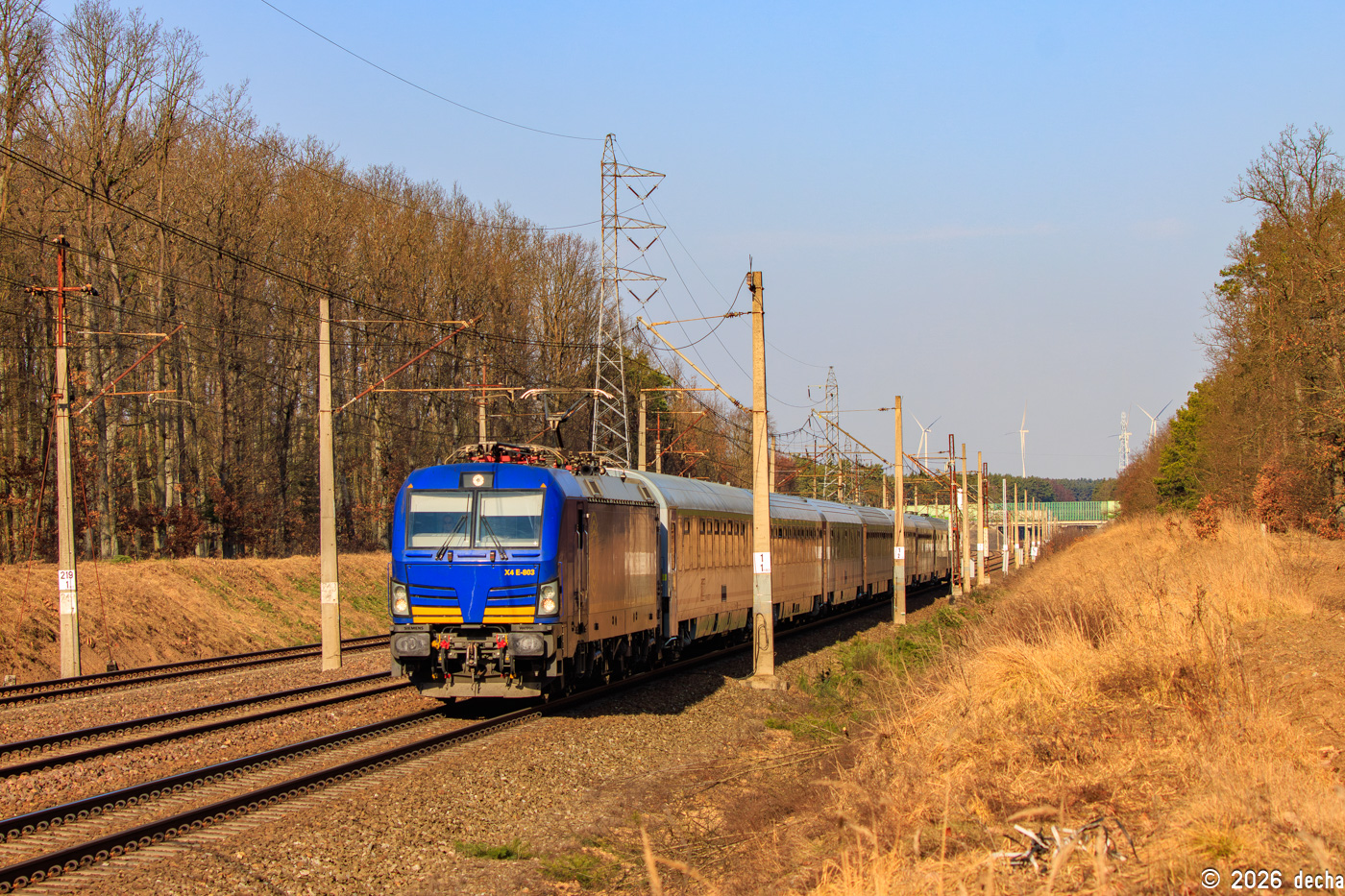 X4E-803