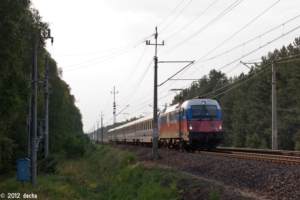 5 370 002